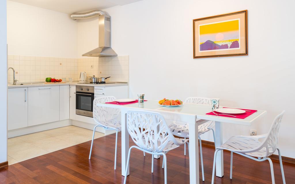 Lotos Apartament *